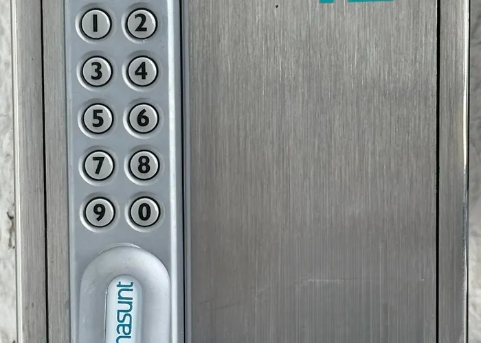 Apartment Dein - Wifi Geschirrspueler Smart Tv